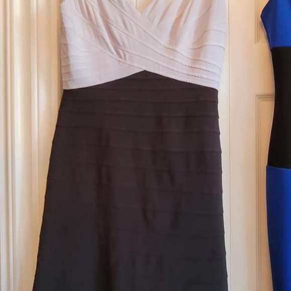 Designer dresses - Picture 9 of 16